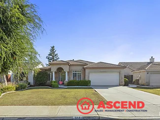 Building Photo - Beautiful 4 Bedroom Home In The Southwest!