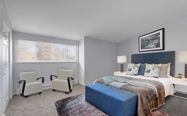 Photo - 211 Julian St