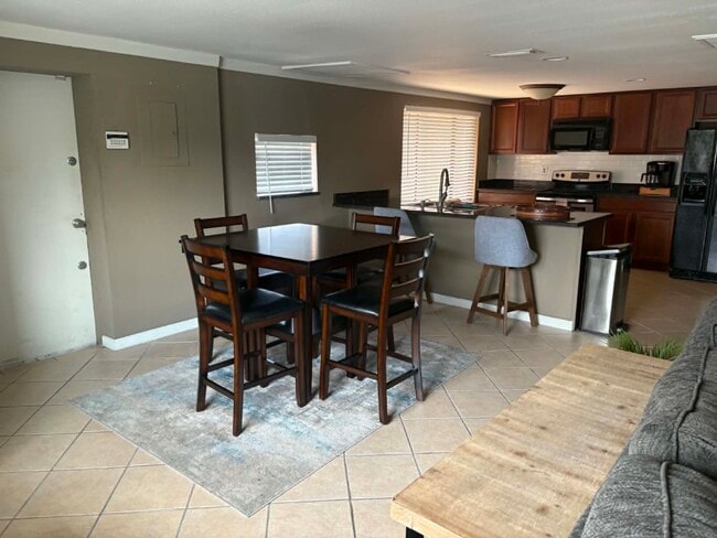Photo - 16 SW 1st Ave Unidad 16