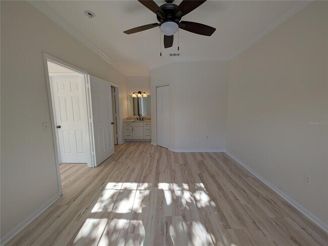 Photo - 2107 Portofino Pl Unit 30-302