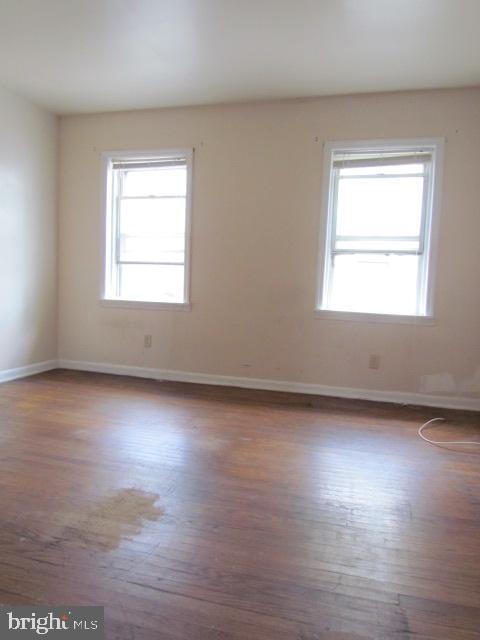 Photo - 522 N Douglas St