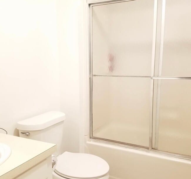 Photo - 110 W Lindburg St Unit 110 W Lindburg Apt 6