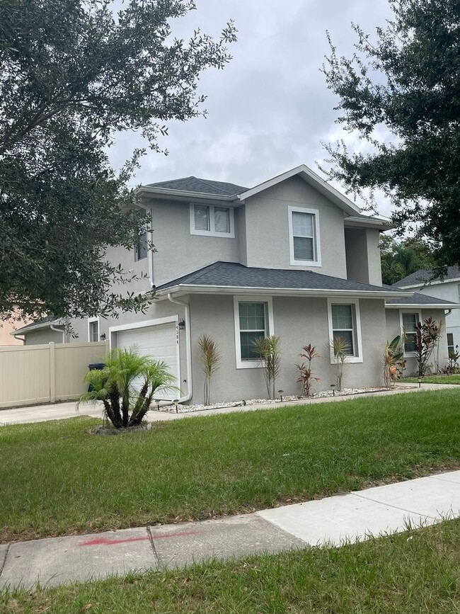 Photo - 4/3.5 Home in Meadow Woods area for Rent!