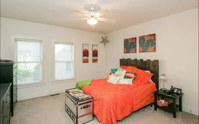 330 Ridgeland Ave