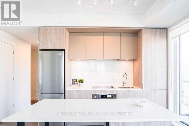 Photo - 35 Tubman Ave Unit 921