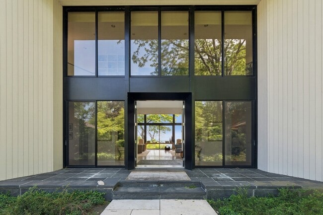 Photo - 21 Lakewood Dr