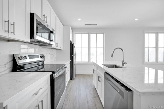 Photo - 291 Main St Unit 2B