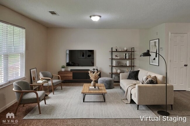 Photo - 6332 Hickory Ln Cir