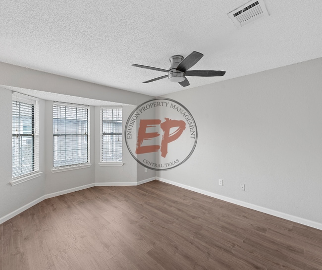Building Photo - 1311 Speight Ave Unit 131 Rental