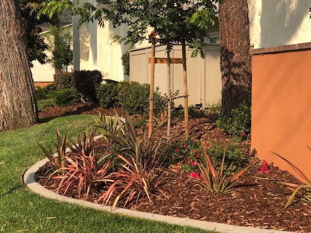 Irish Hills Hamlet Apartments