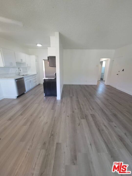 Building Photo - 2161 W 25th St Unit 23 Rental