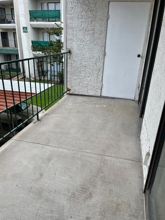 Photo - 2820 S Bartell Dr Unidad 24
