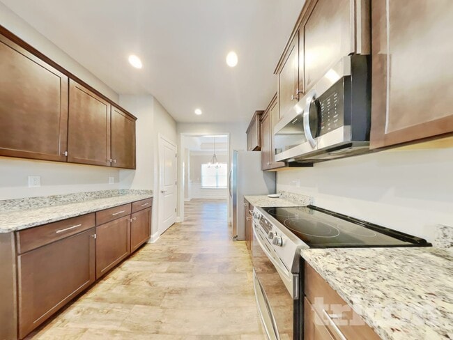 Photo - 113 Boomer St