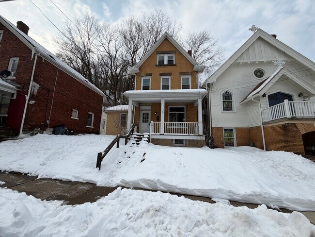 Photo - 526 Westinghouse Ave Unidad 2