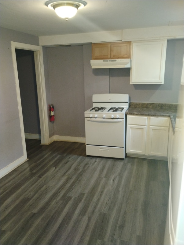 Photo - 251-255 Villa St Unit 253 Villa 2