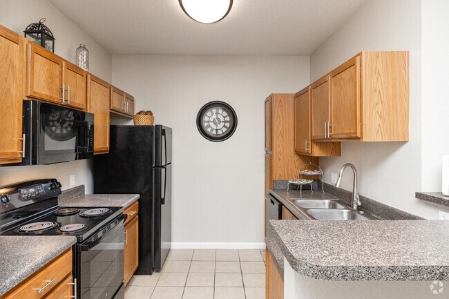 2BR, 2BA - 1,227SF - Kitchen