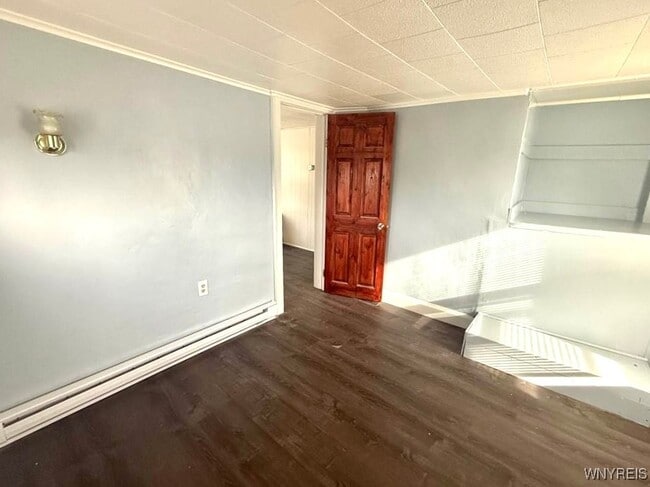 Photo - 300 Springville Ave