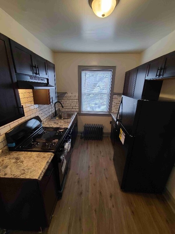 Photo - 836 N Massasoit Ave