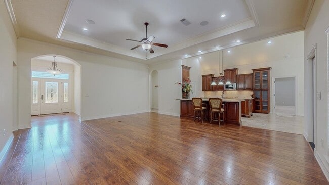 Photo - 313 Winding Brook Dr