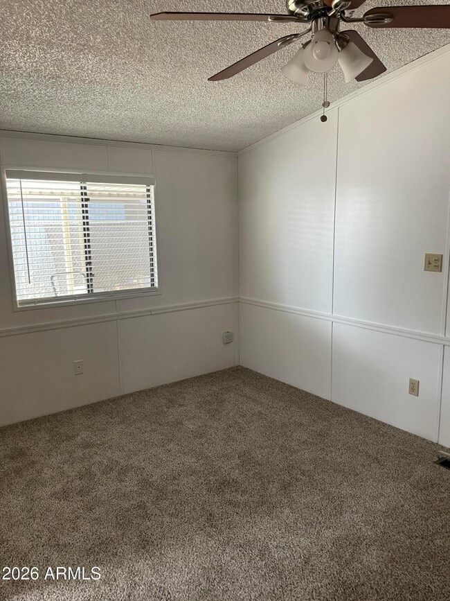 Photo - 415 E Villa Theresa Dr