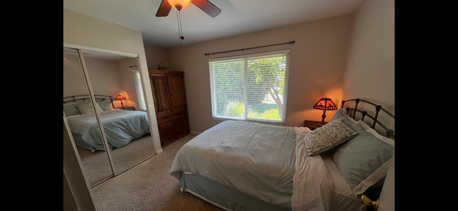 Photo - 3319 Holloway St