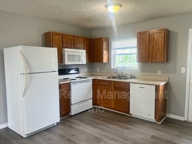 Photo - 266 Red Bud Ln