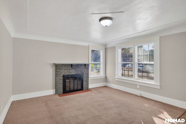 Building Photo - 2002 E 51st St