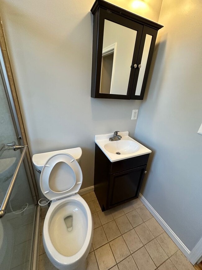 Photo - 715 15th St SE Unit 2