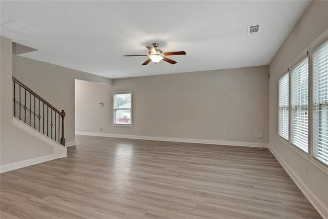 Photo - 112 Chase Landing Dr