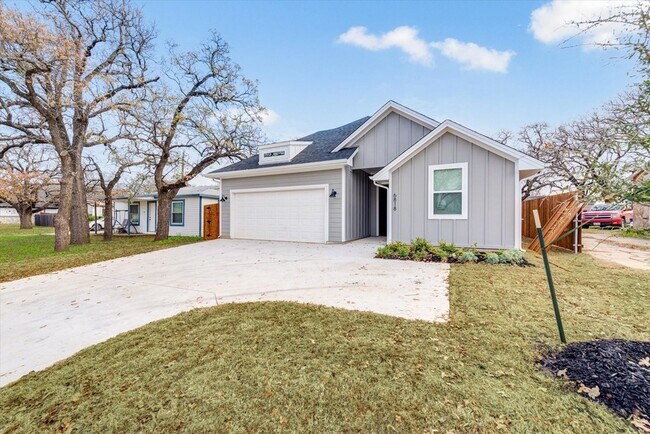 Photo - 6818 Smithfield Rd