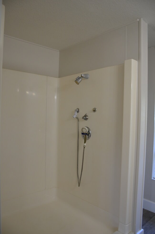 Photo - 132 McKean St