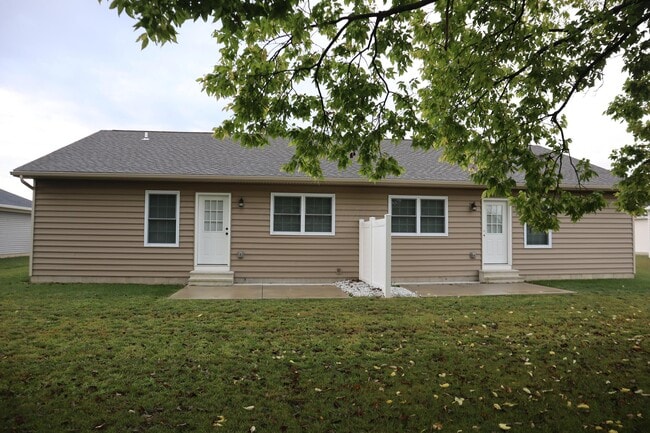 Photo - 132 Halliday Wy