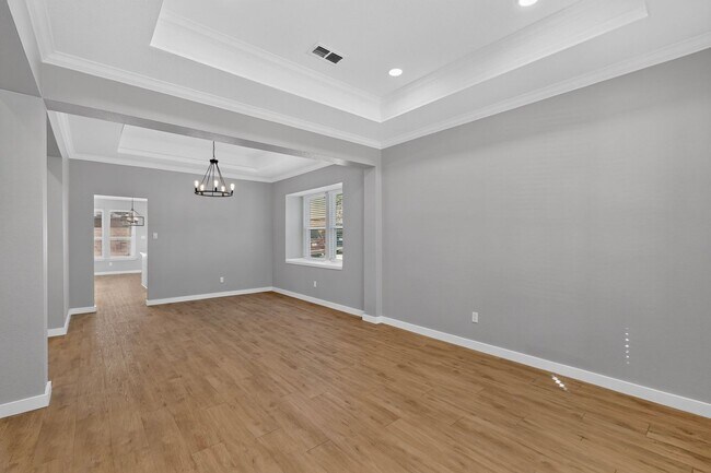 Photo - 720 Cliffmoor Dr
