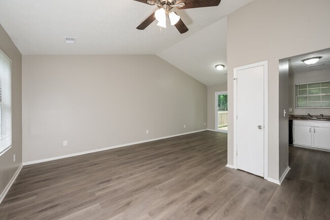 Photo - 1338 Mill Lake Cir