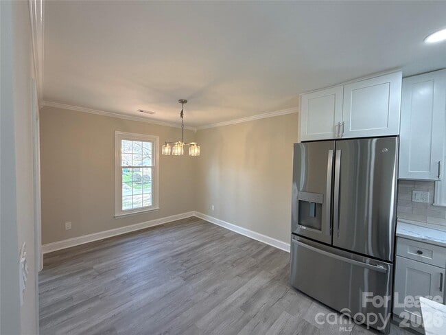 Photo - 1111 Somersby Ln