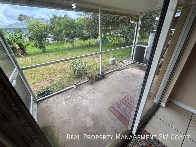 Photo - 125 John Ave S