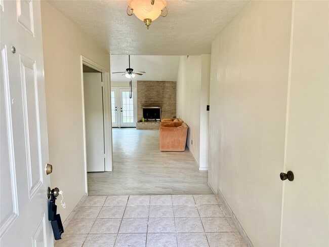 Photo - 2802 Valley Forest Dr