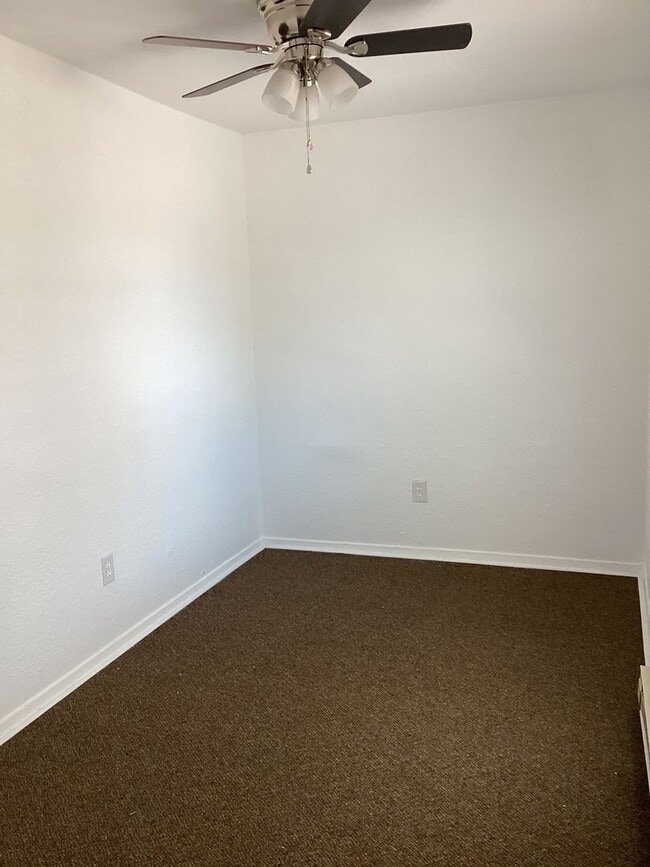 Photo - Newly Renovated 2 Bedroom, 1 bath! Located in Portales! Water Included!