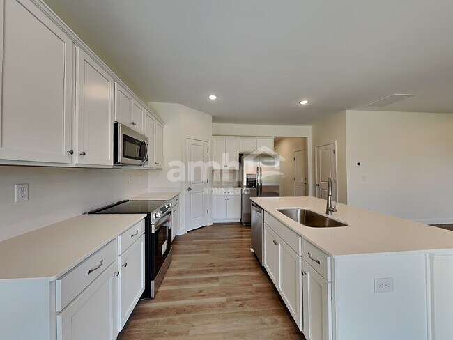 Photo - 3504 Lincoln Hts Ln