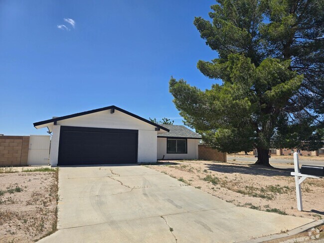 Building Photo - 10621 Applewood Dr Rental