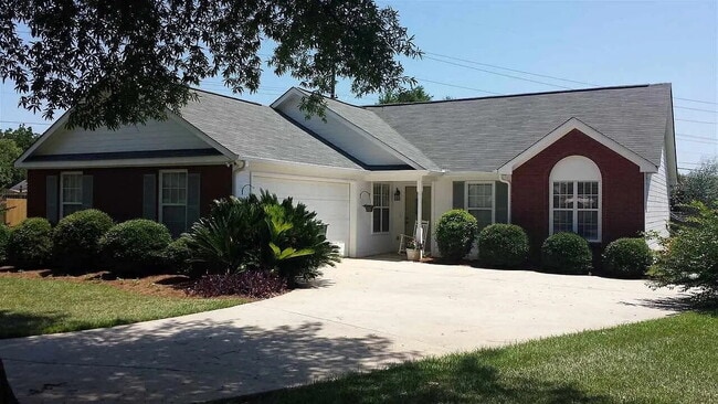 Photo - Hyde Park Rental