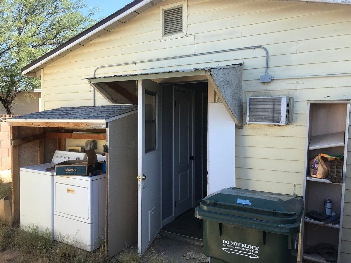 Photo - 1 month free rent! Private yard and storage shed.