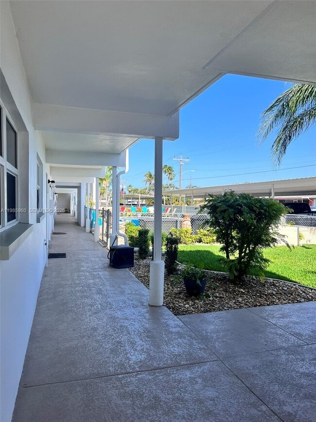 Photo - 708 Victoria Dr Unit 101