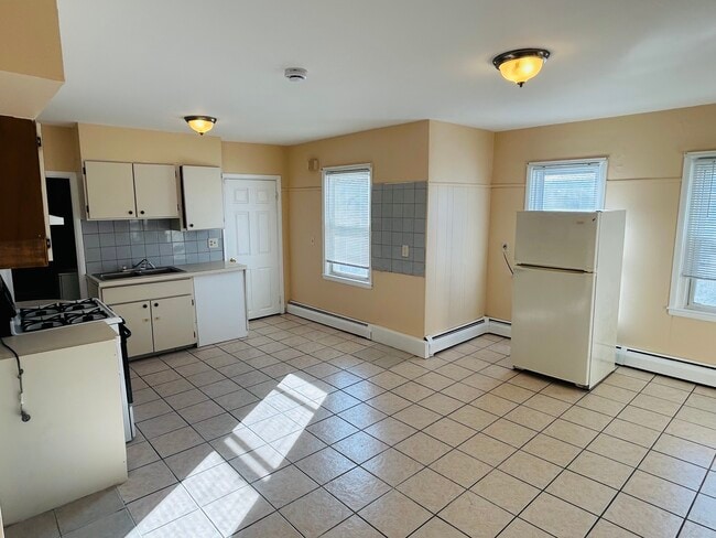 Photo - 25 Fallon Ave Unit 2