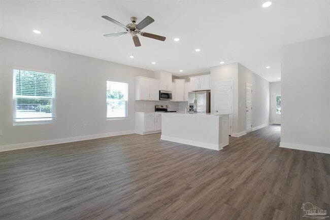 Photo - 7104 Cedar Grv Wy