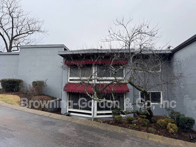 Building Photo - 201 Acklen Park Dr Unit #17