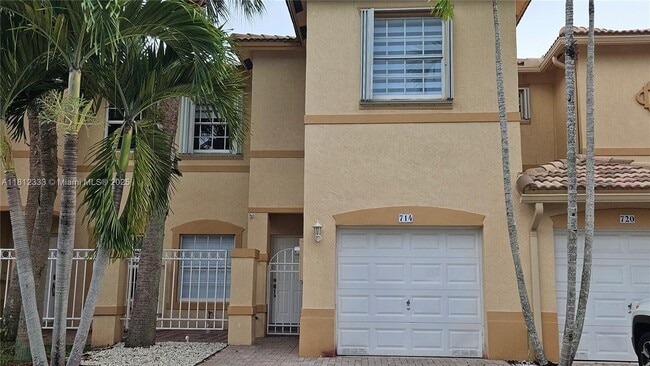 Photo - 714 NW 170th Ter Townhome