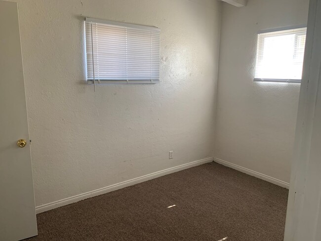 Photo - Charming Single-Story Home with Covered Carport in the Heart of Las Vegas!