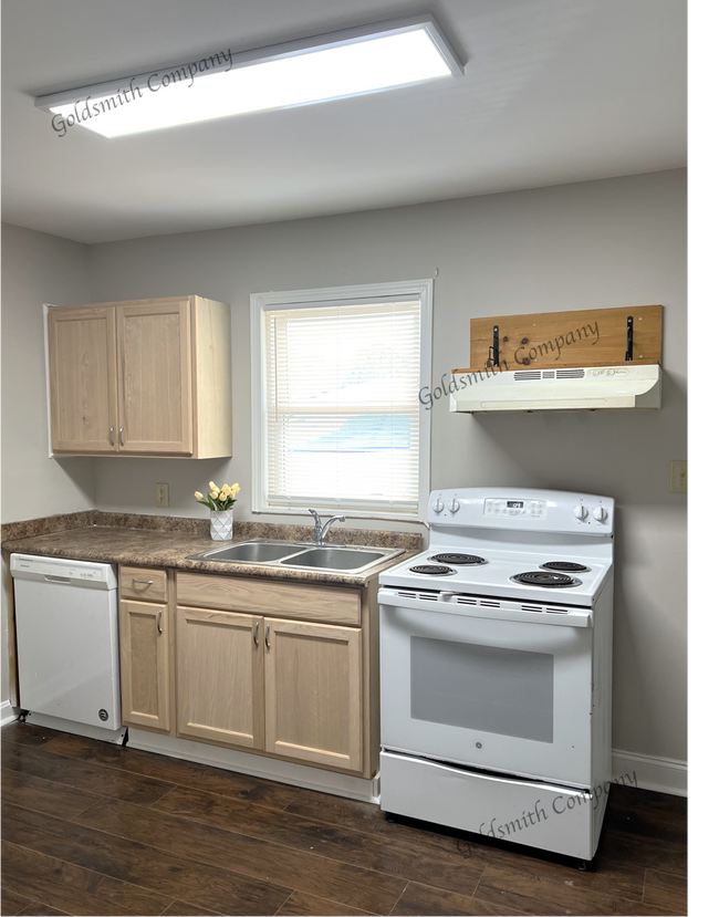 Photo - 10 Averill St