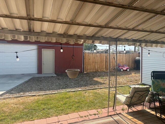Photo - 1479 S 1100 W